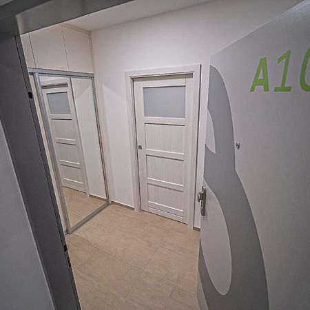 Grunt Apartments Mladá Boleslav Esterno foto