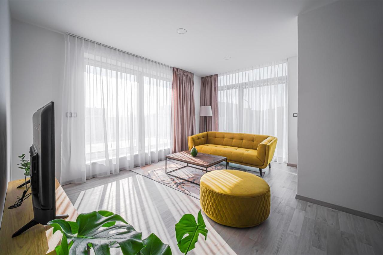 Grunt Apartments Mladá Boleslav Esterno foto
